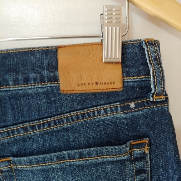 LUCKY Brand Bermuda Shorts Size 27 - Picture 4 of 7